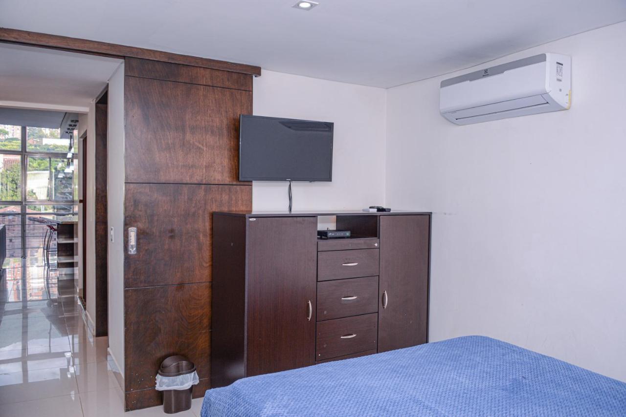 Apartamento Lleras Ac Hot Tub Medellín Zewnętrze zdjęcie