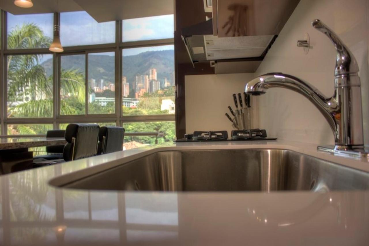 Apartamento Lleras Ac Hot Tub Medellín Zewnętrze zdjęcie