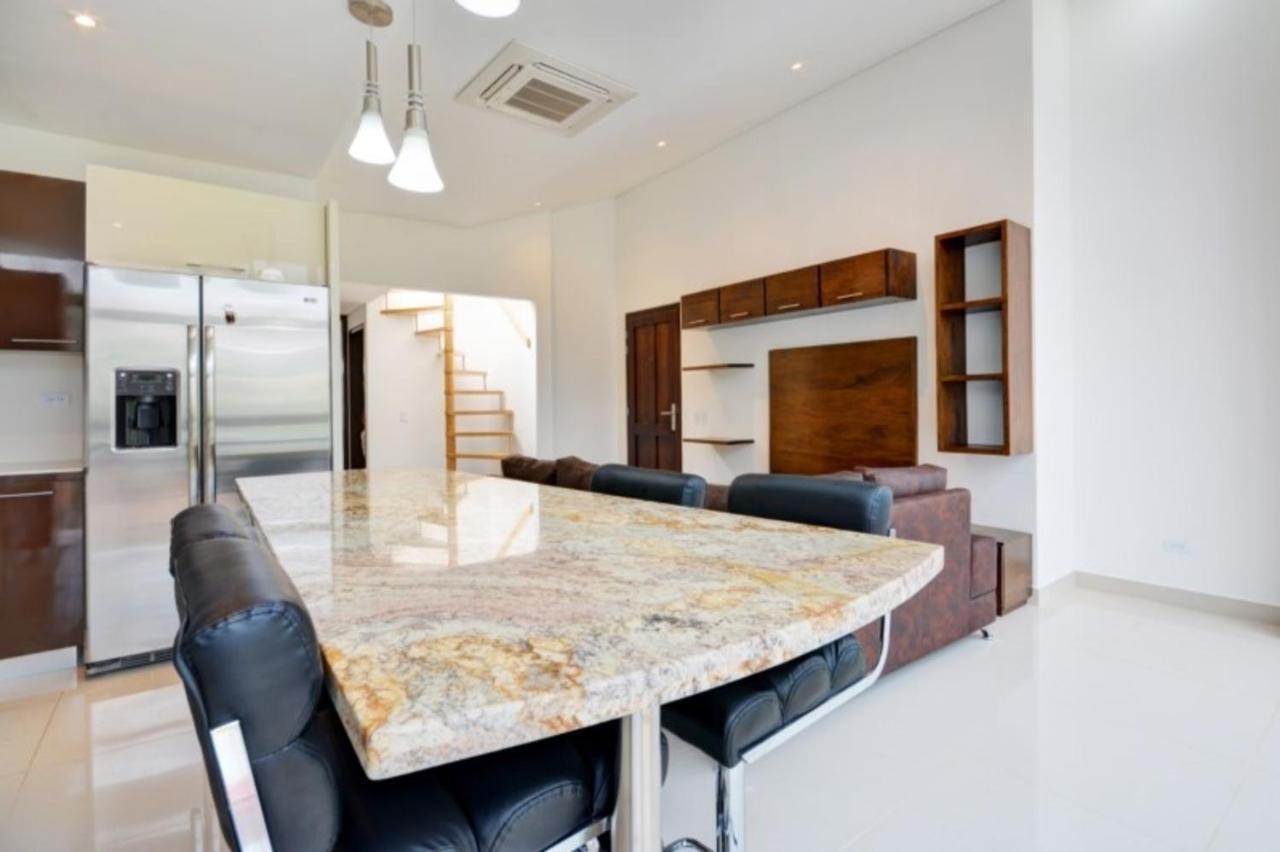Apartamento Lleras Ac Hot Tub Medellín Zewnętrze zdjęcie