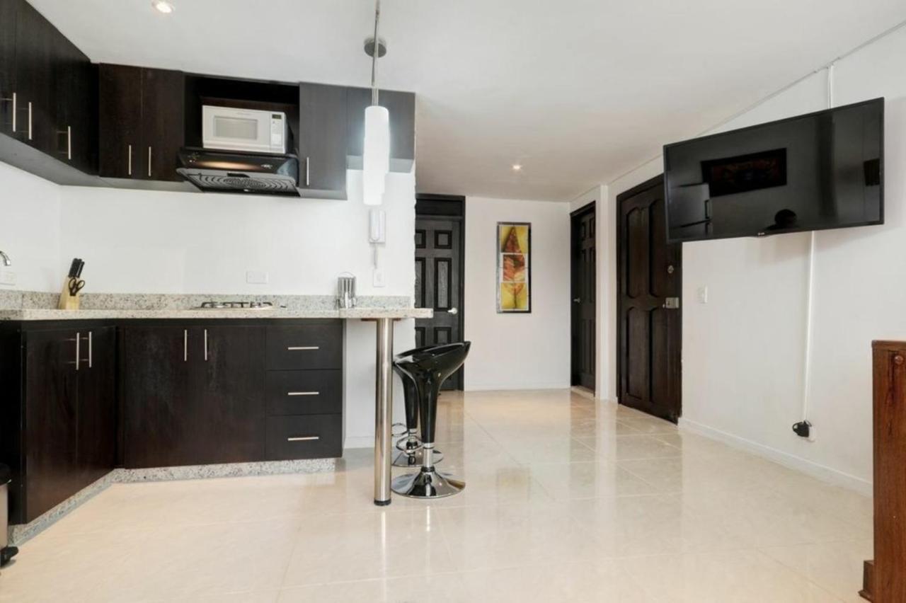 Apartamento Lleras Ac Hot Tub Medellín Zewnętrze zdjęcie
